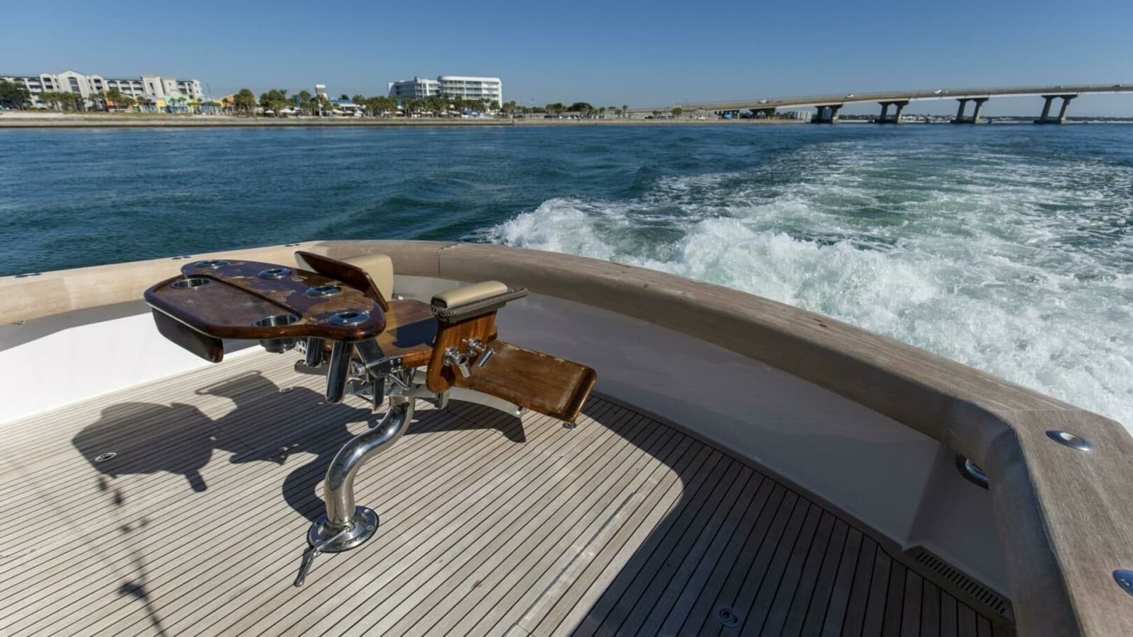 2008 60 Hatteras Blacksmith Stern Deck
