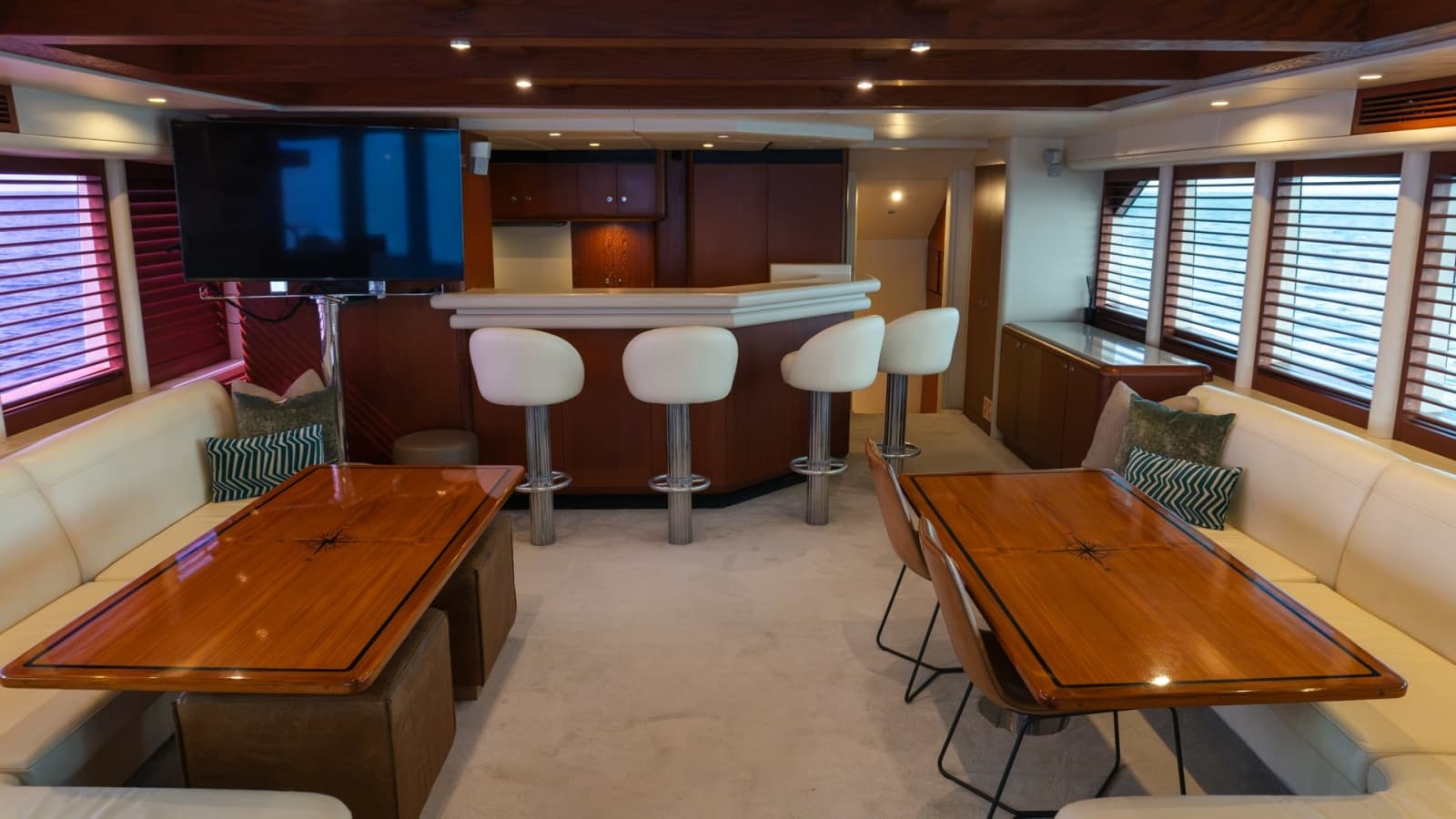 Spacious Salon with Bar Seating