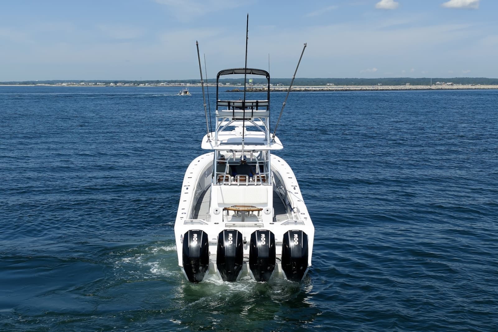 Front Runner 39 LONESOME COWBOY - Aft Profile