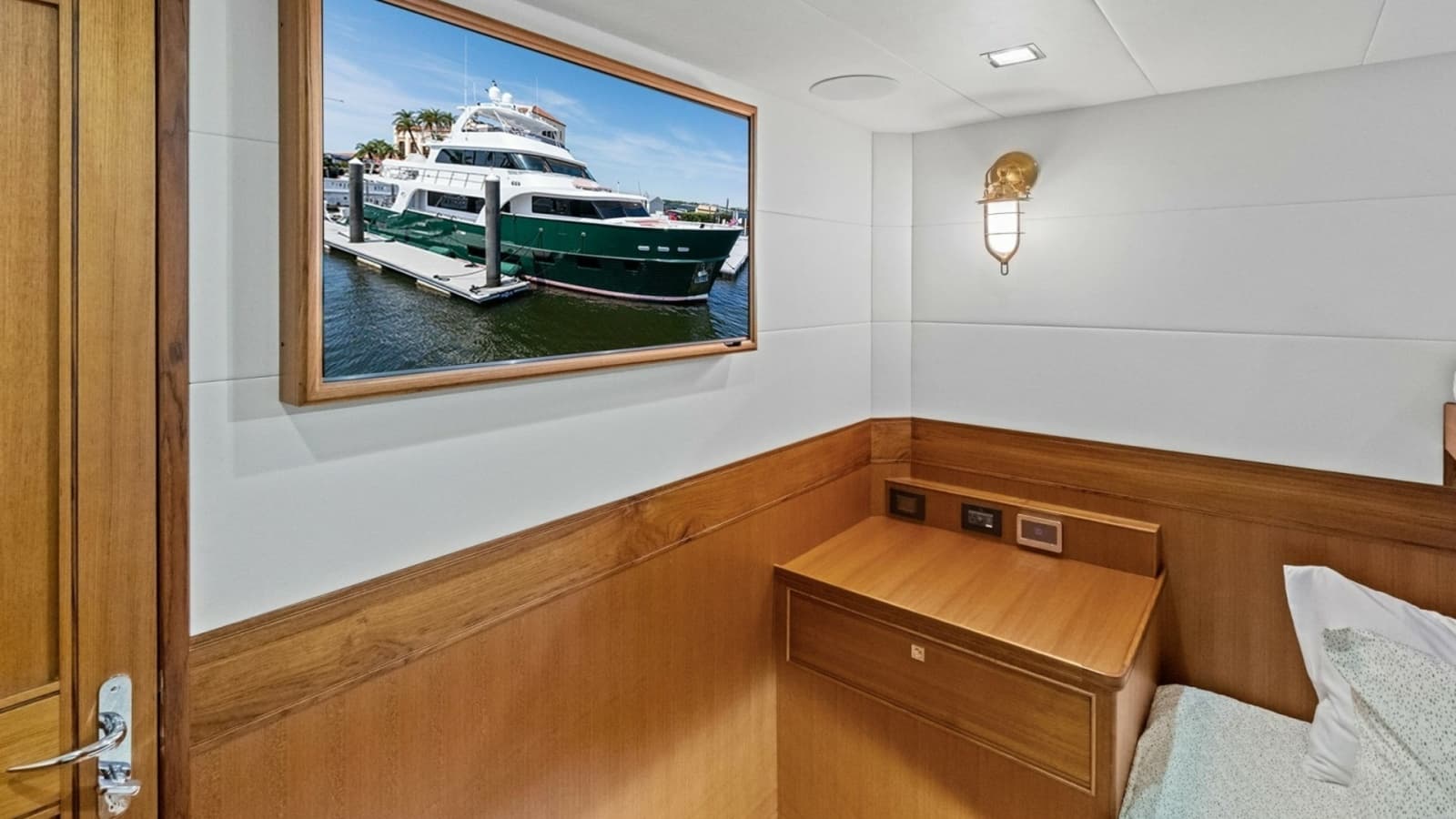 2024 Marlow 90 V - Artemis II