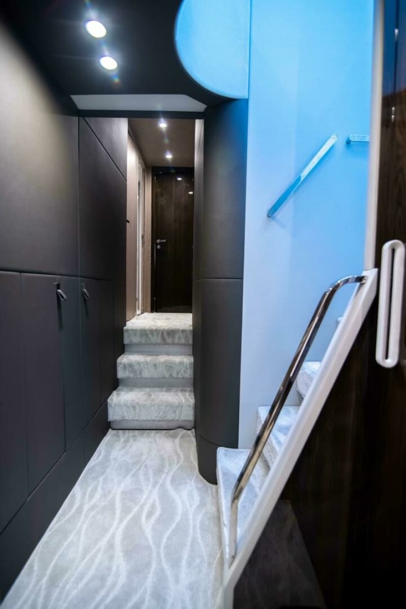Azimut 70 Triple Play -