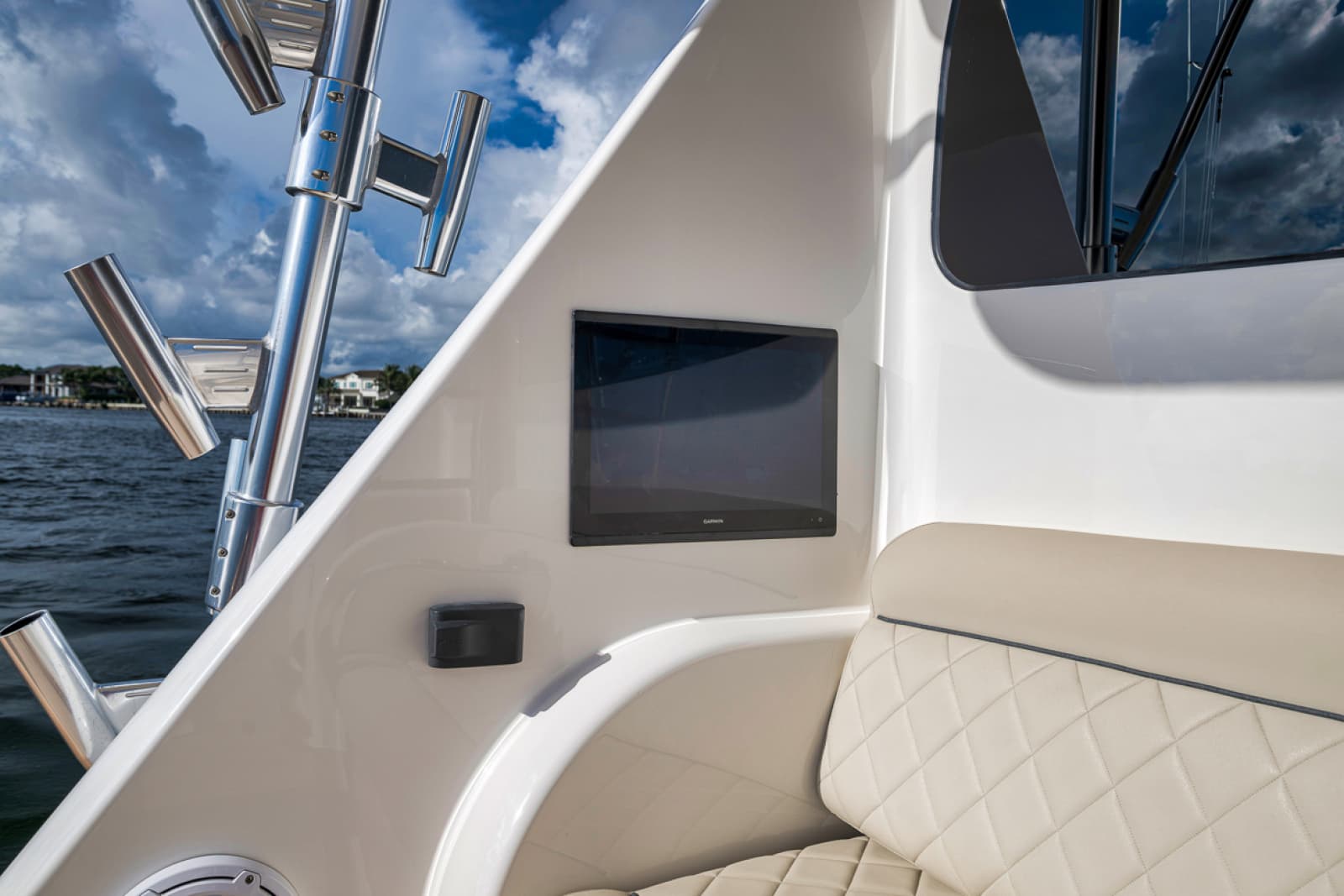 2020 Viking 68 Convertible