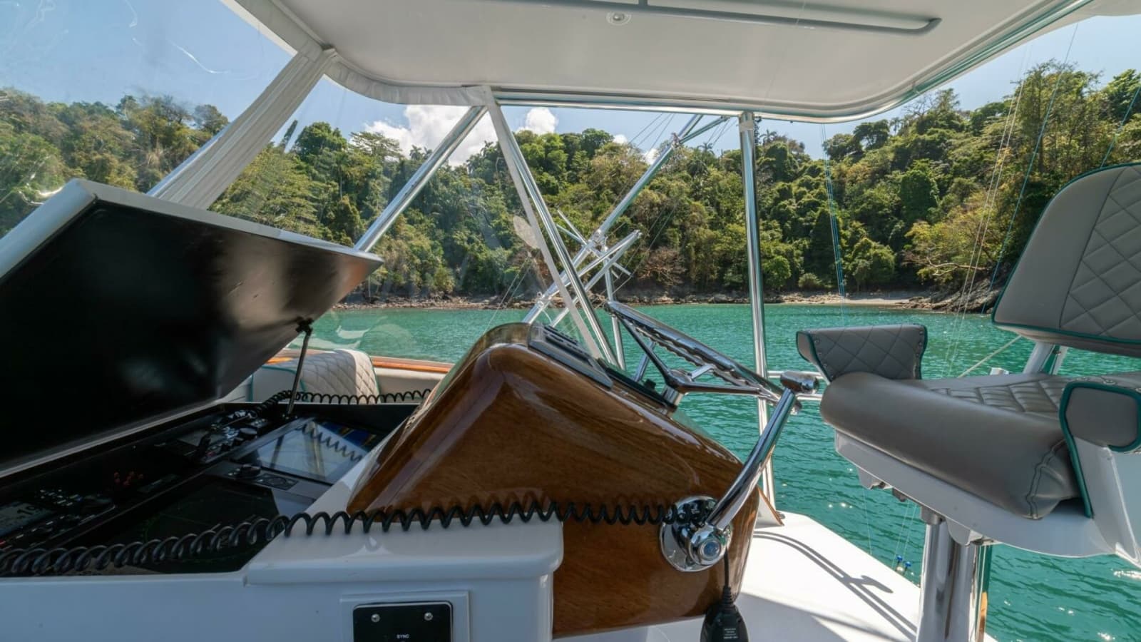 1991 Gamefisherman 40 Convertible "Sabe Nada"