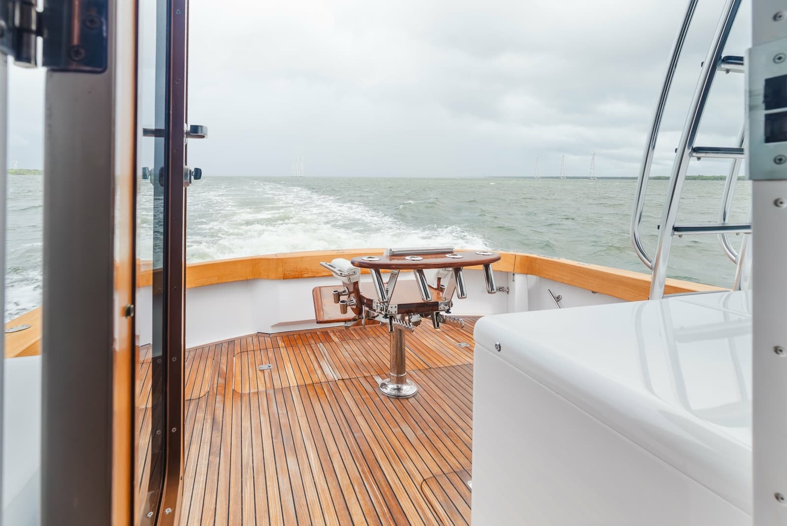 2005 Hatteras 60 Convertible