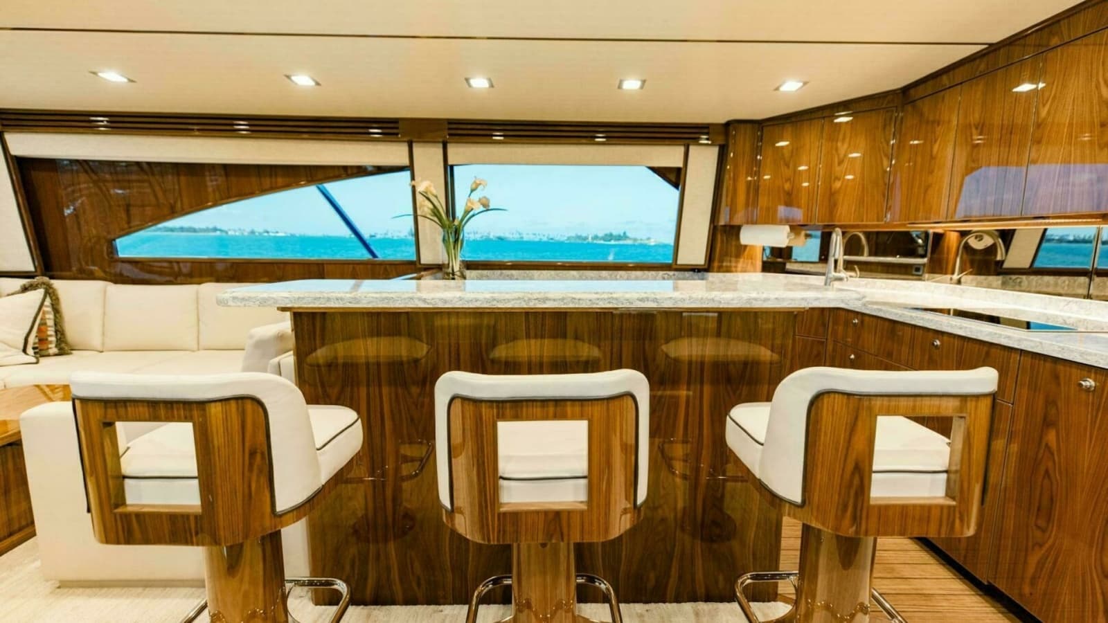 2020 Viking 72 Enclosed Bridge