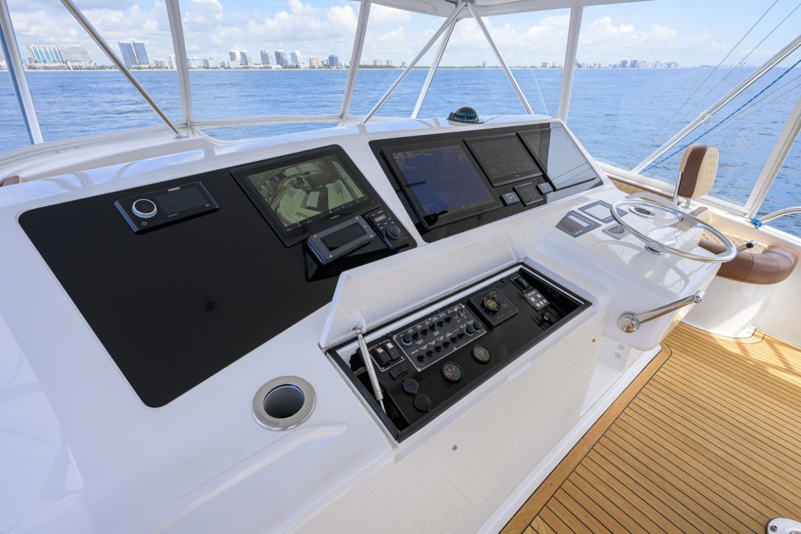 2002 Viking 61 Convertible