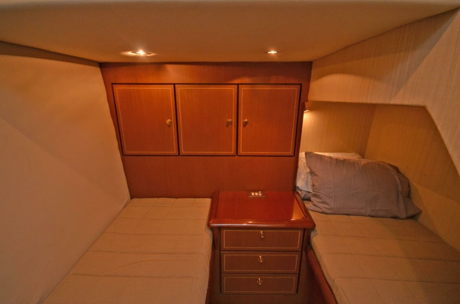 Ocean Yachts 50 GOLD COAST - Guest Cabin