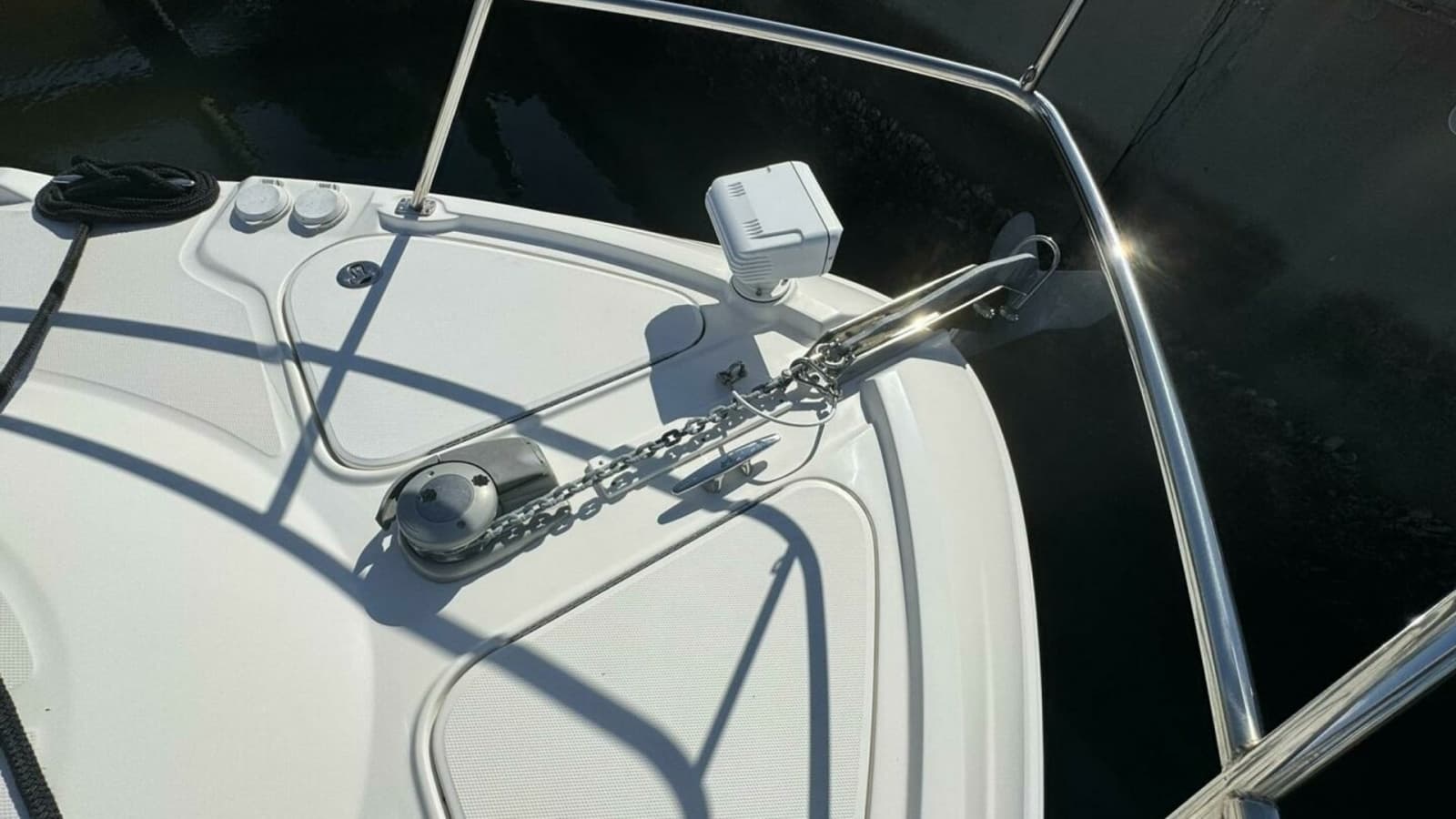 2016 Sea Ray 470 Sundancer 'Lopez Cove II' - Windlass Locker