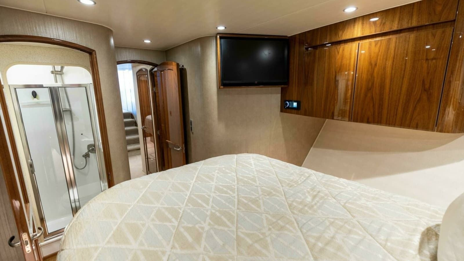 2018 Viking 62 Convertible- Da'Grits-VIP Stateroom
