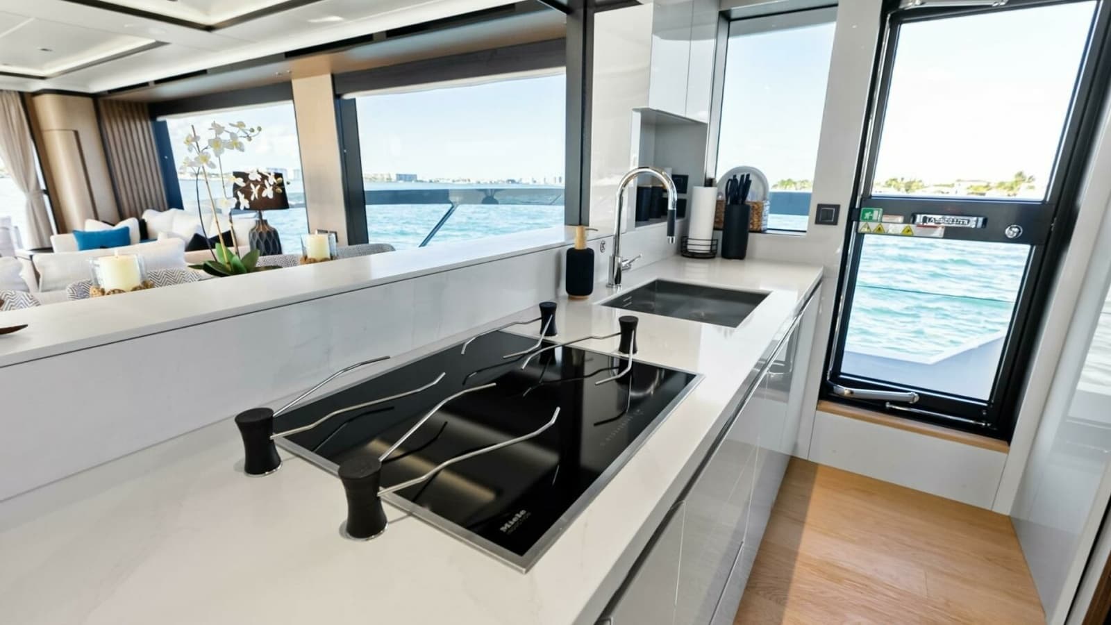 2025 Absolute 75 Navetta