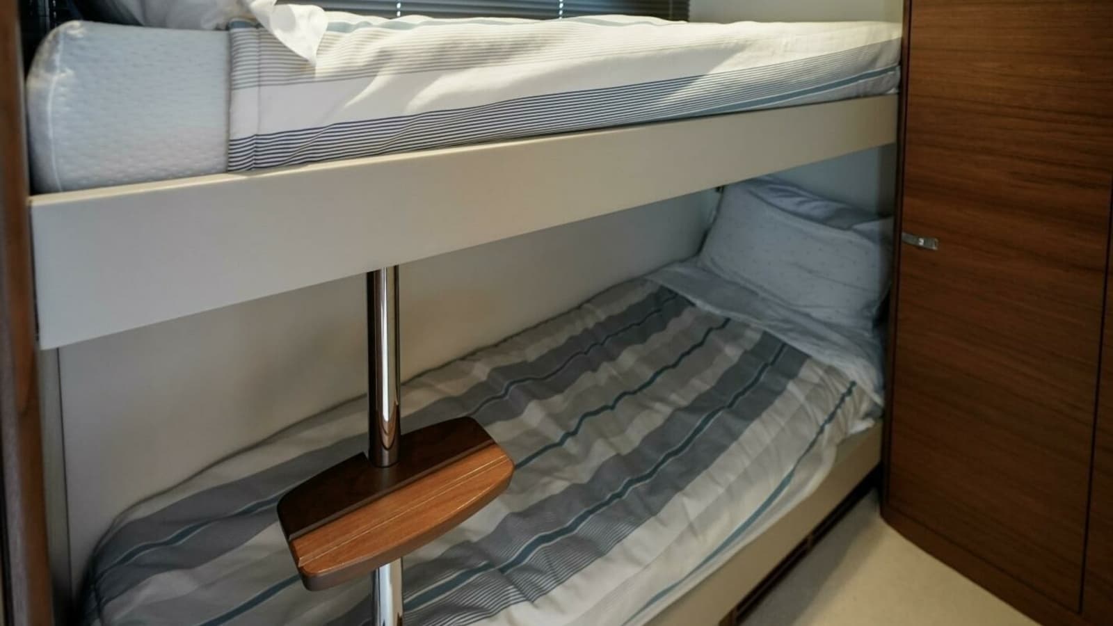 2021 Princess F50- MAKING TIME- STBD Guest Stateroom