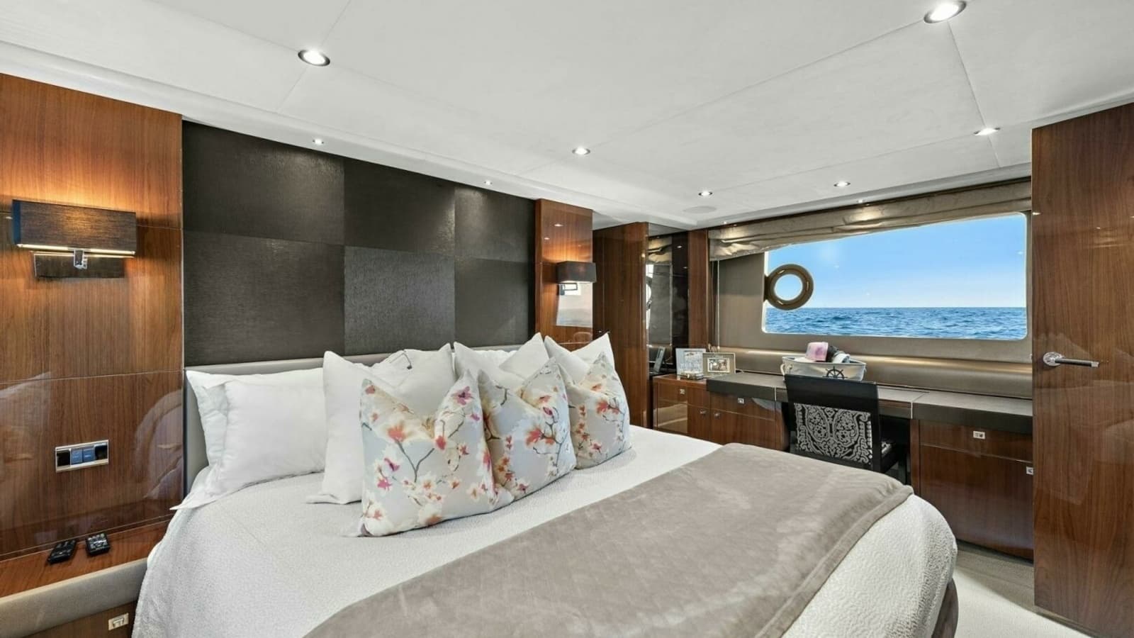 2015 Princess 72 Motor Yacht "LA-Z-BUOY"