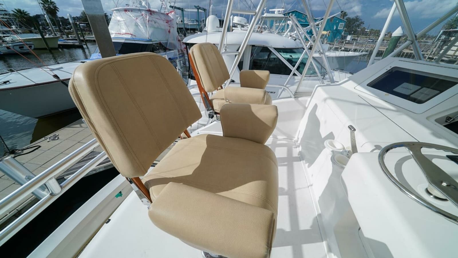 2007 Viking 45 Convertible Bad Habits