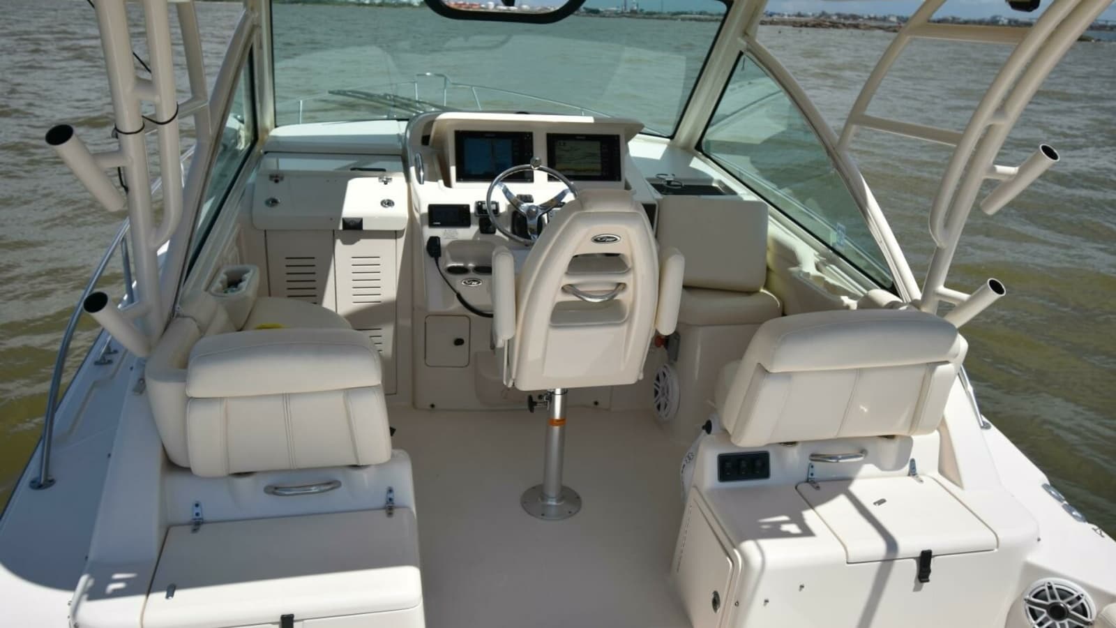 2016 Grady-White 330 Express