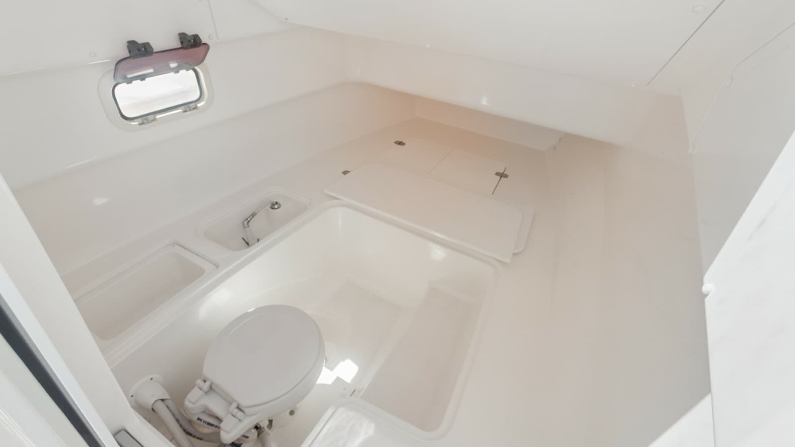 Spacious Cabin Bathroom