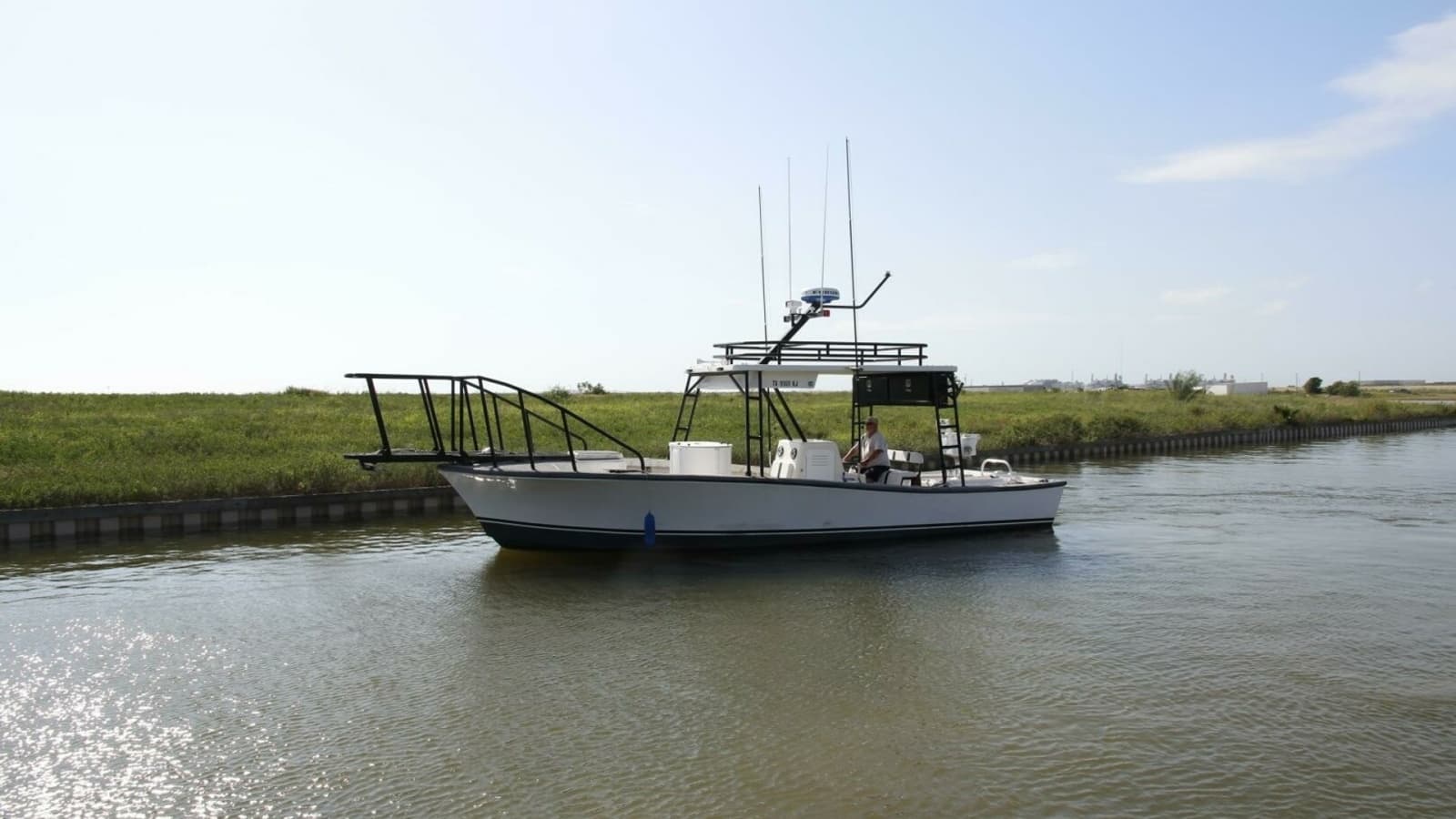 1997 Custom 31 Center Console Pullin Drag