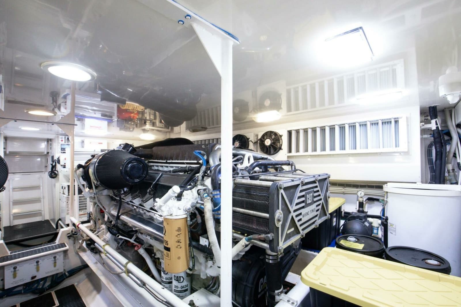 Viking 64 - High Life -