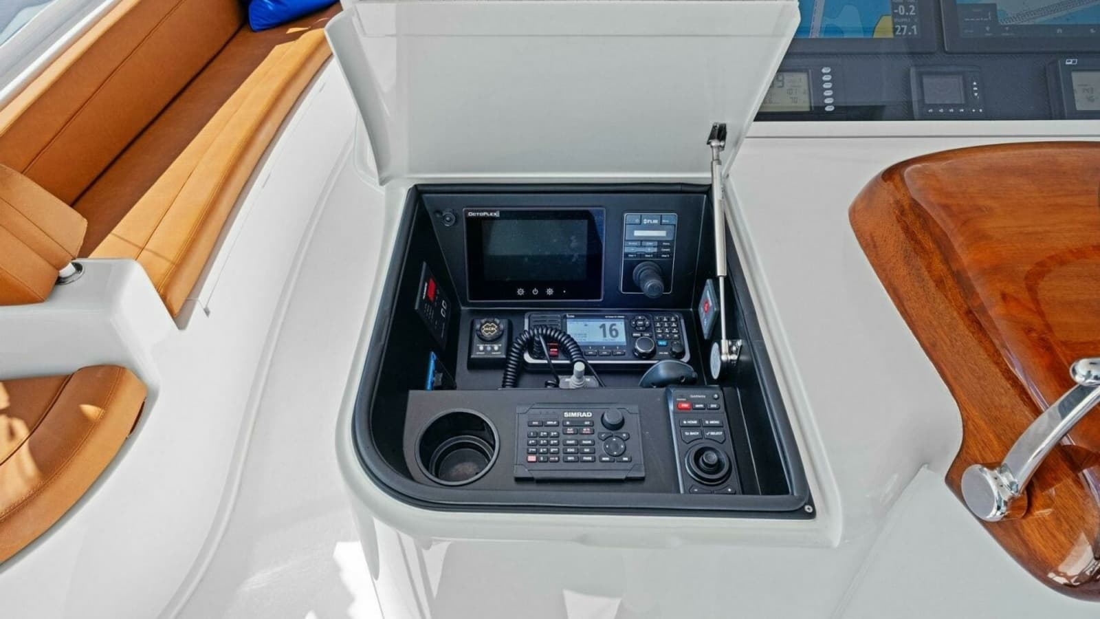 2012 82 Viking Convertible - Lady Di