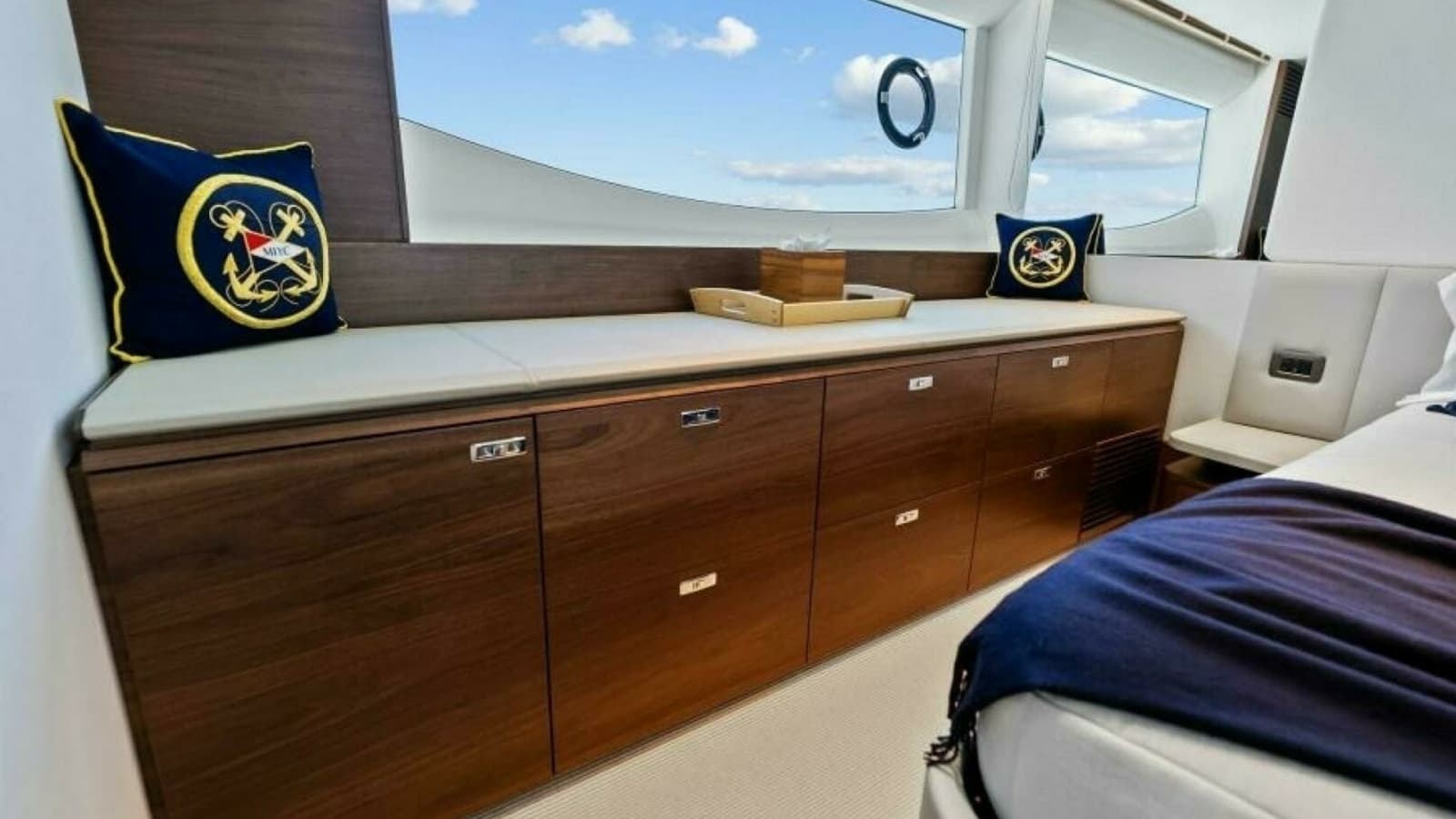 2024 Princess Y72 Motor Yacht