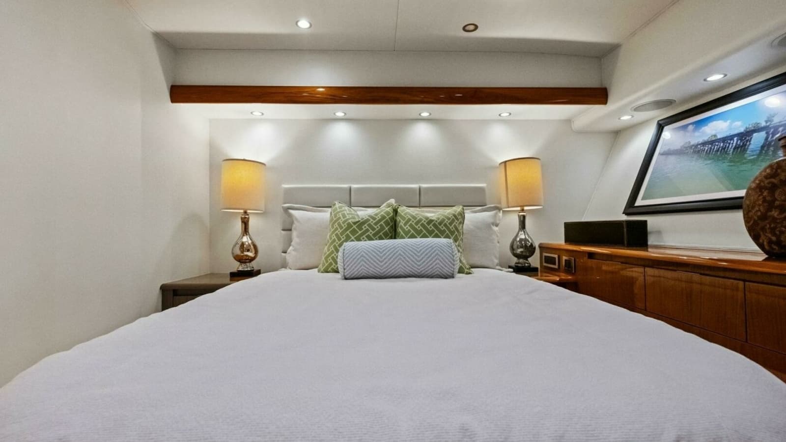 2012 82 Viking Convertible - Lady Di