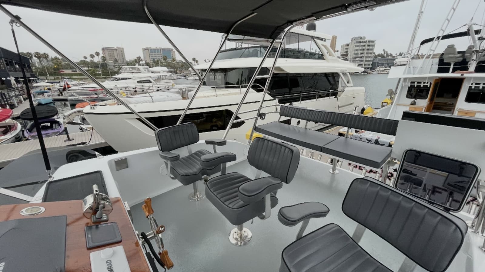 2019 Donelle 35 Flybridge Sportfish "BEAR FLAG 3.0" - Flybridge Seating Area and Helm