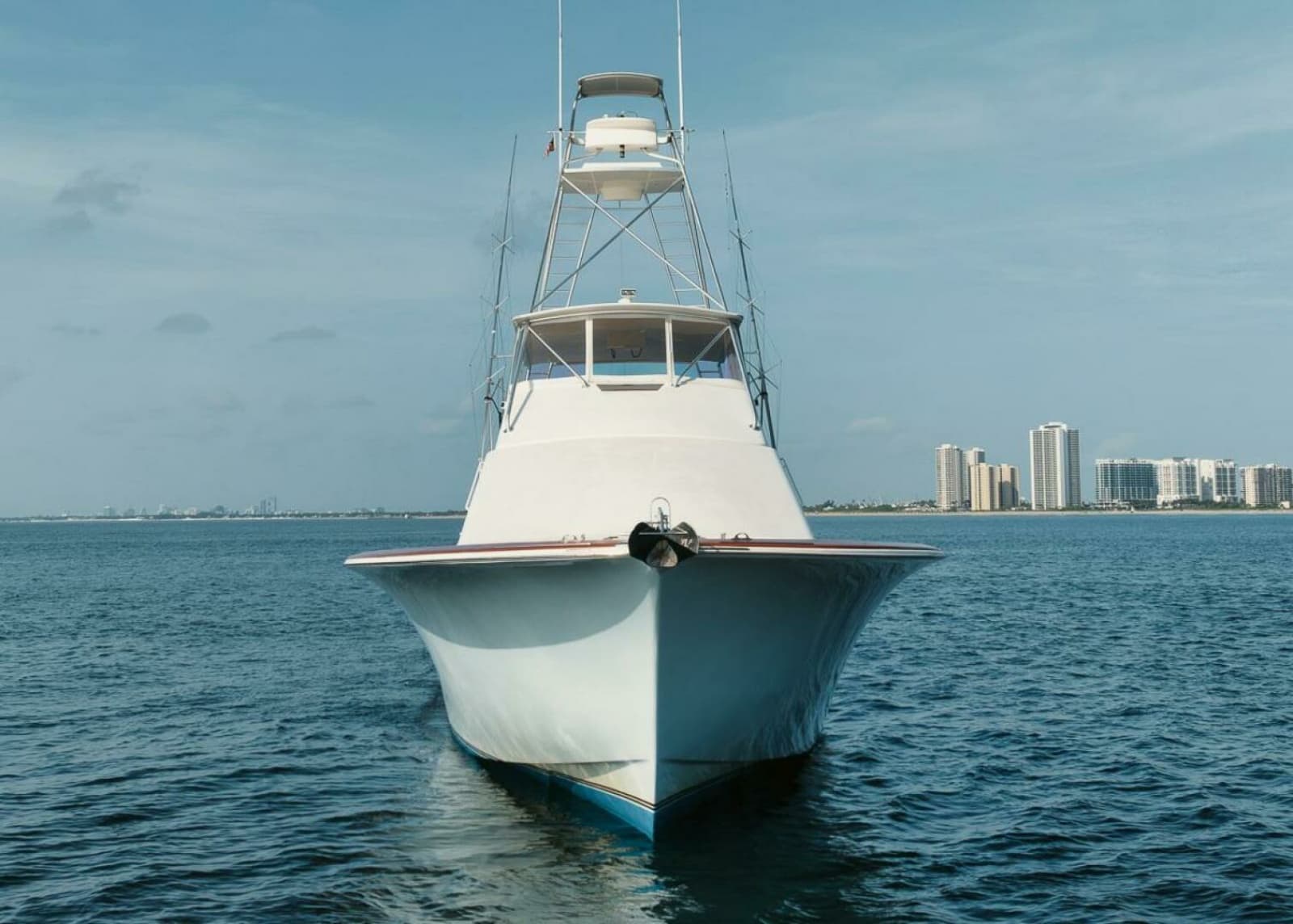 Ocean 73 UNCONQUERED - Bow Profile