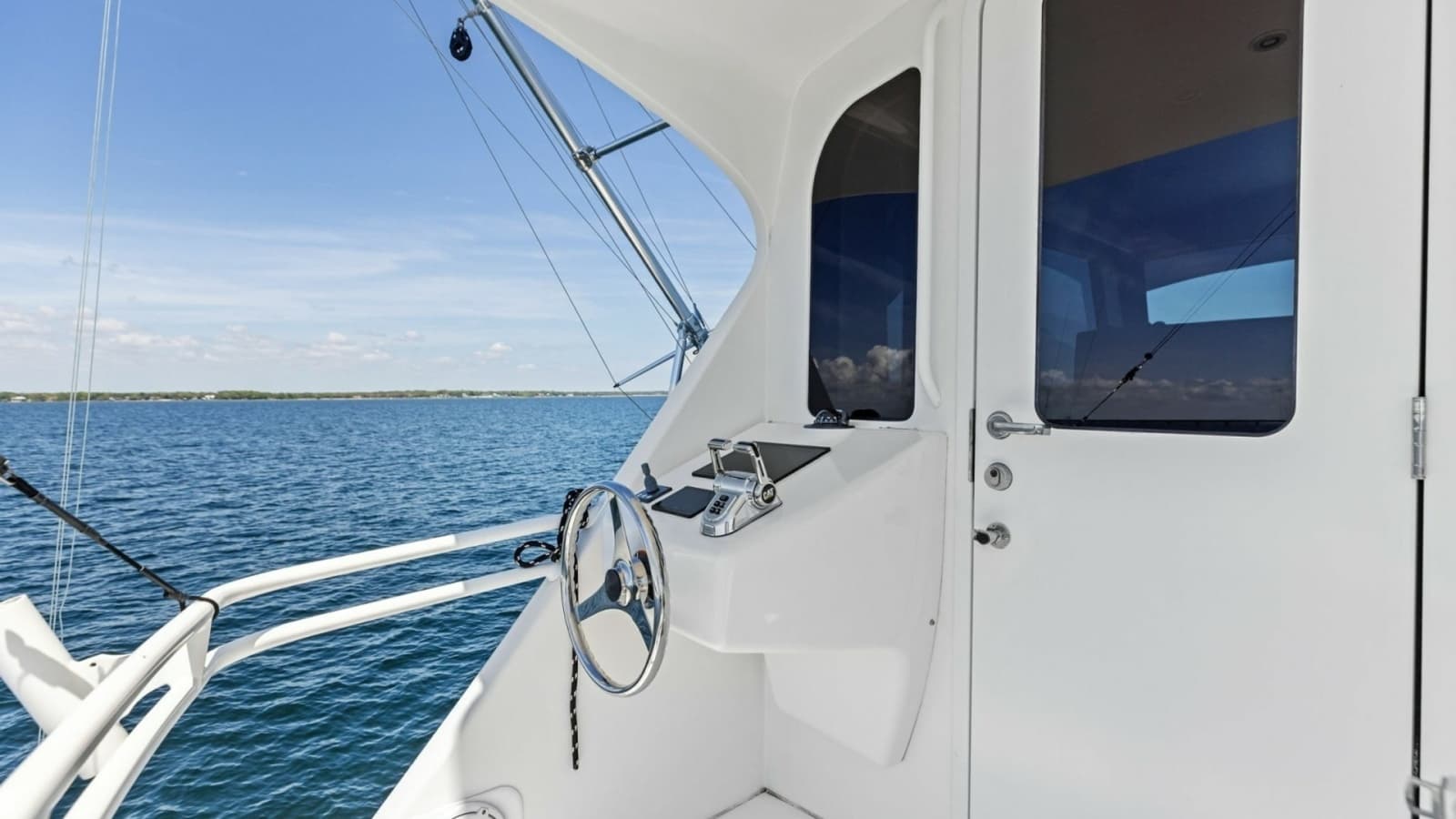 2008 Viking 68 Skybridge "Liquid Apple"