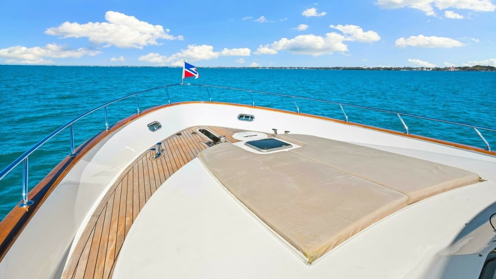 2010 83 Ocean Alexander Motor Yacht 'Relentless'