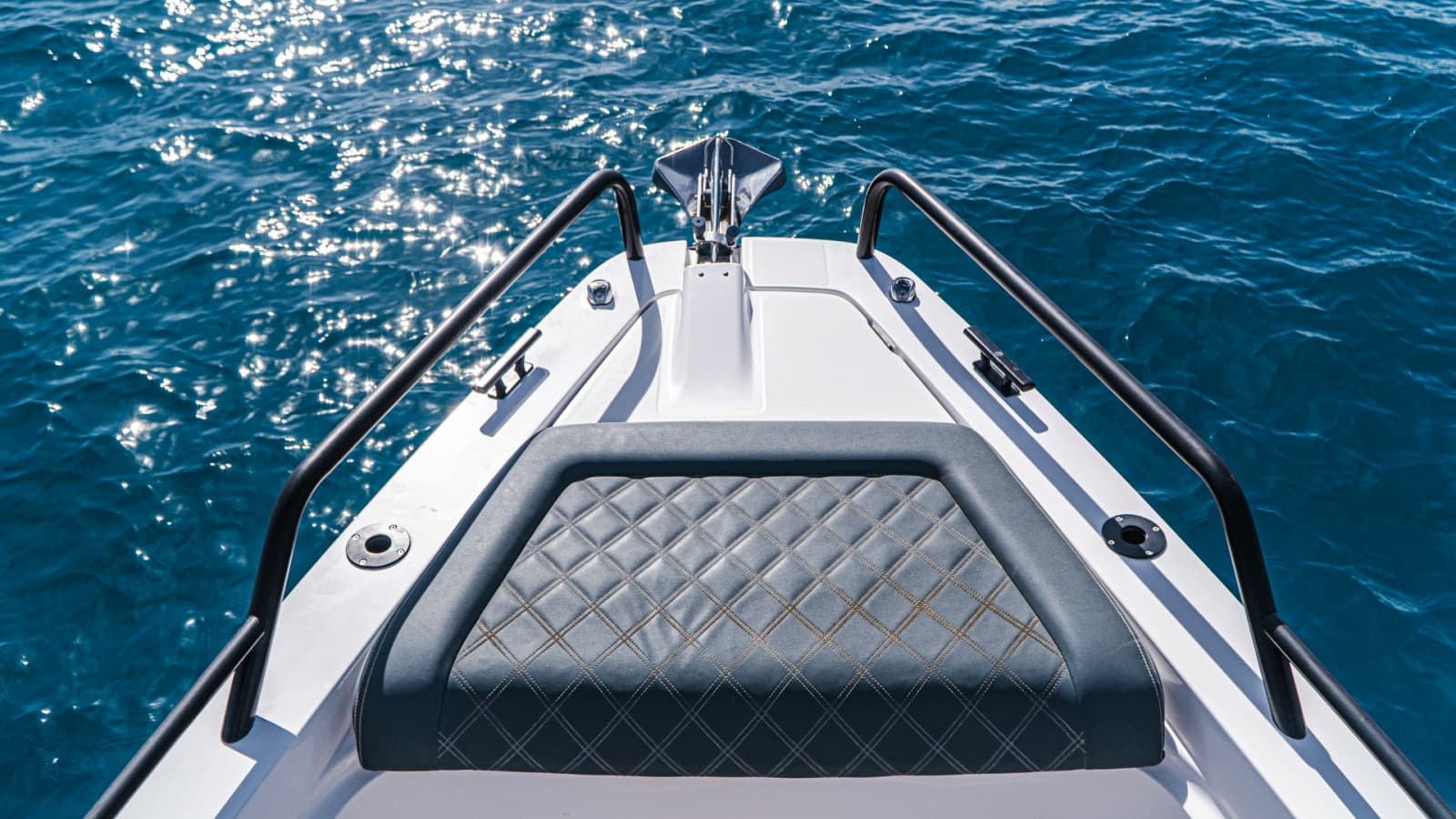 Bow Seating with Diamond Stitching