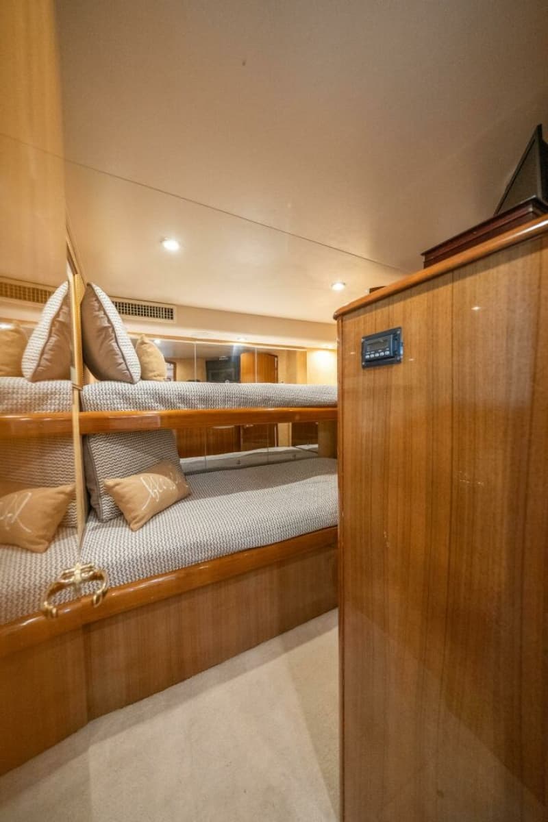 2006 Viking 68 Convertible
