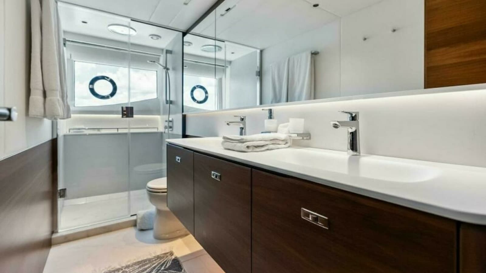 2024 Princess Y72 Motor Yacht