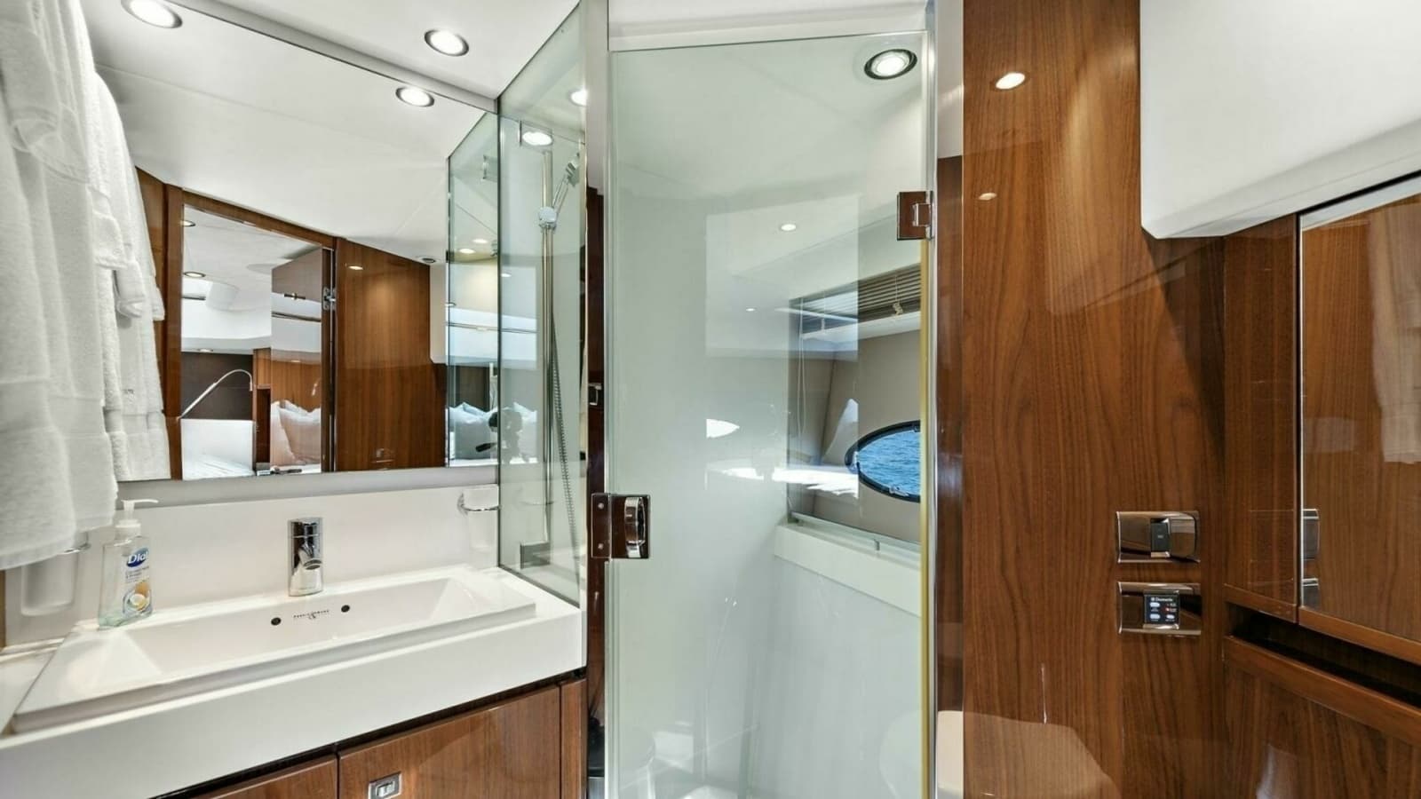 2015 Princess 72 Motor Yacht "LA-Z-BUOY"