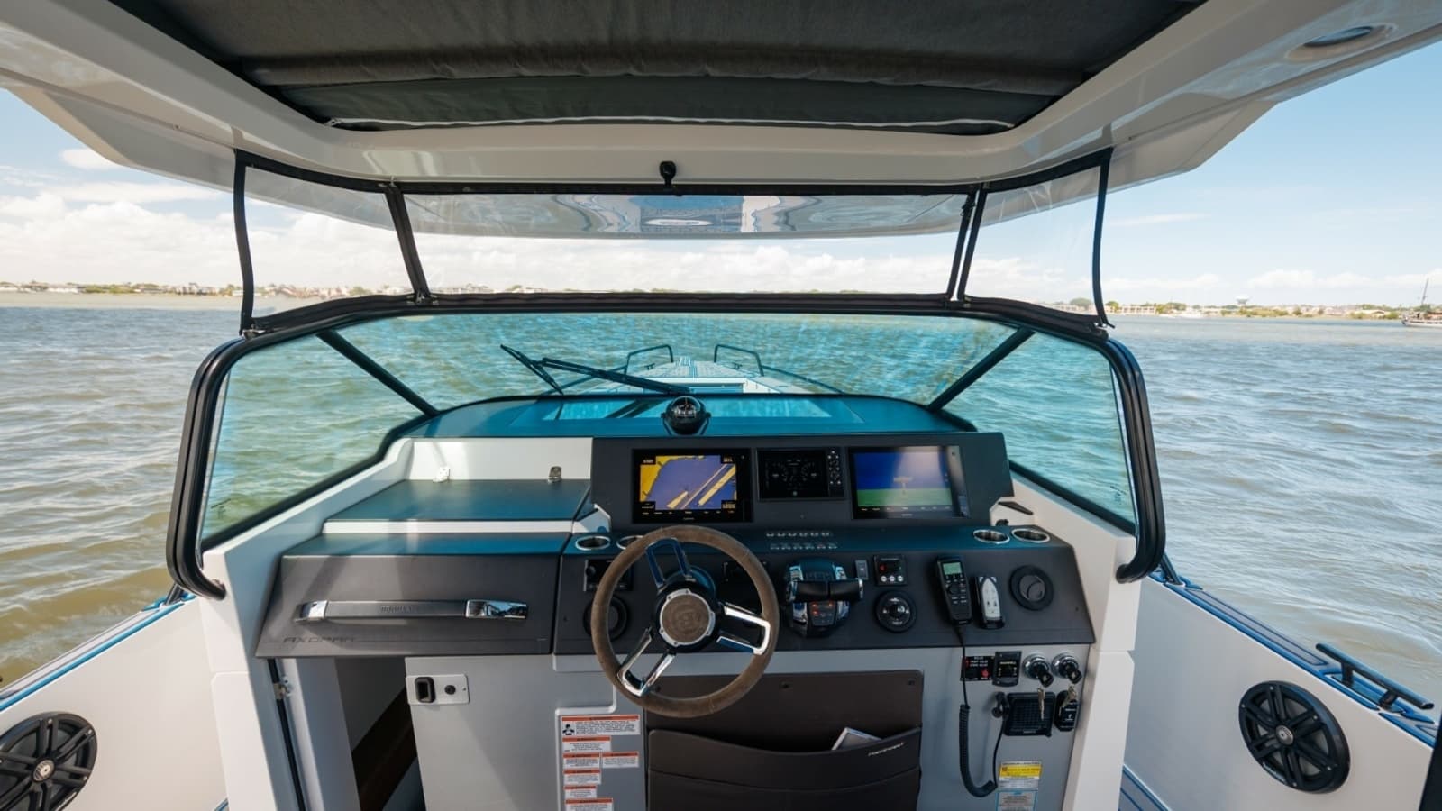 2019 Axopar 37 Sun Top