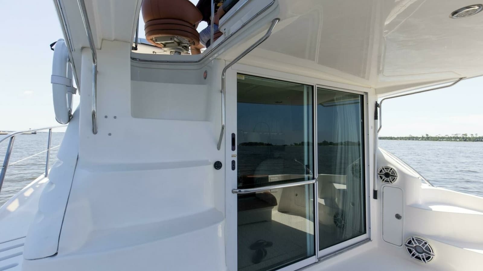 2000 40 Sea Ray 400 Sedan Bridge Silver Lining Mezzanine