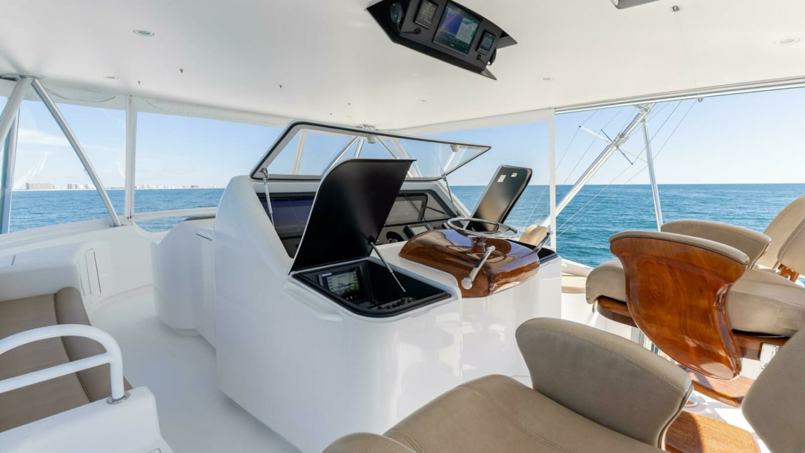 2013 Viking 76 Convertible- REEL FIRE- Helm