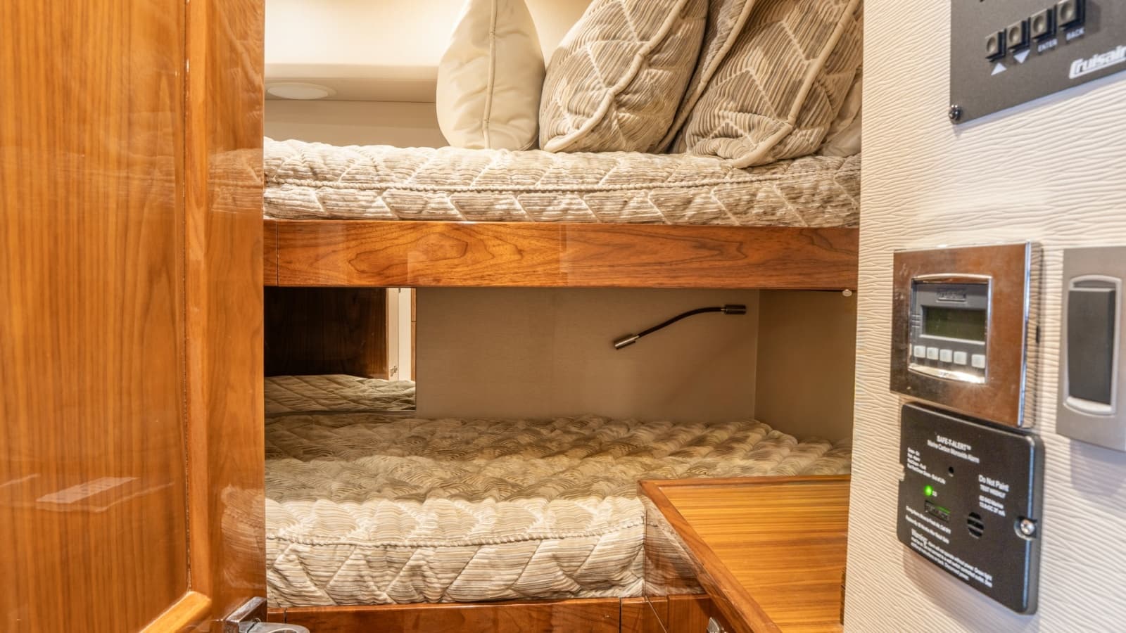 2020 Viking 92 Skybridge "After Midnight"