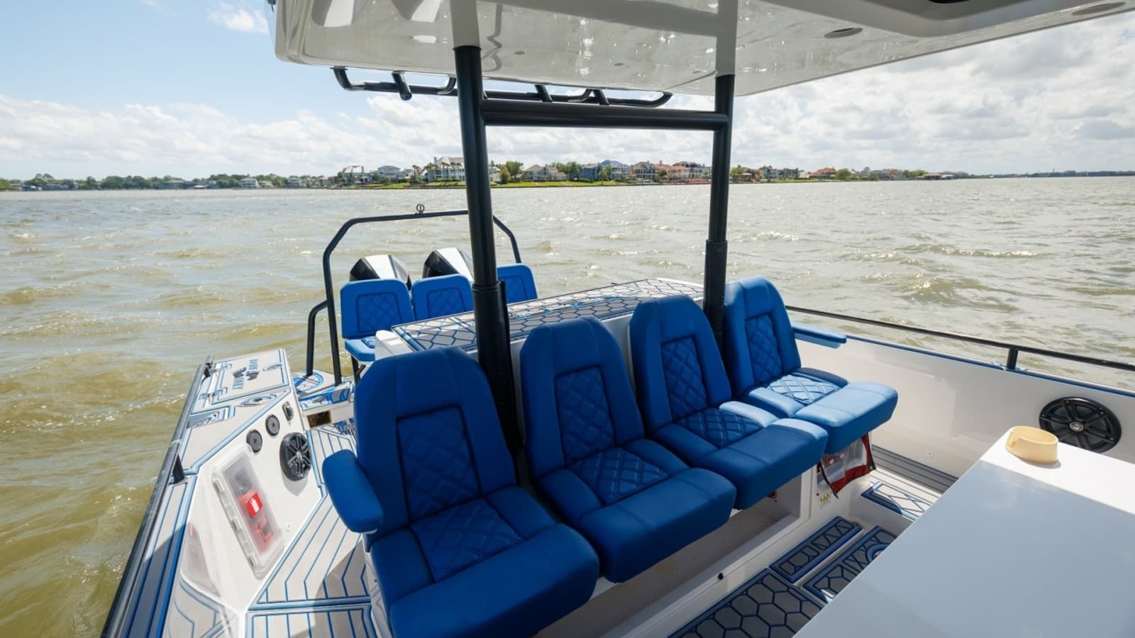 2019 Axopar 37 Sun Top