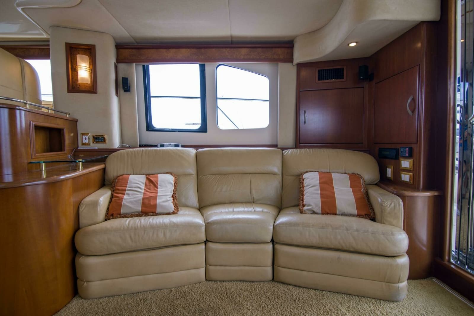 Silverton 52 - Immersed -