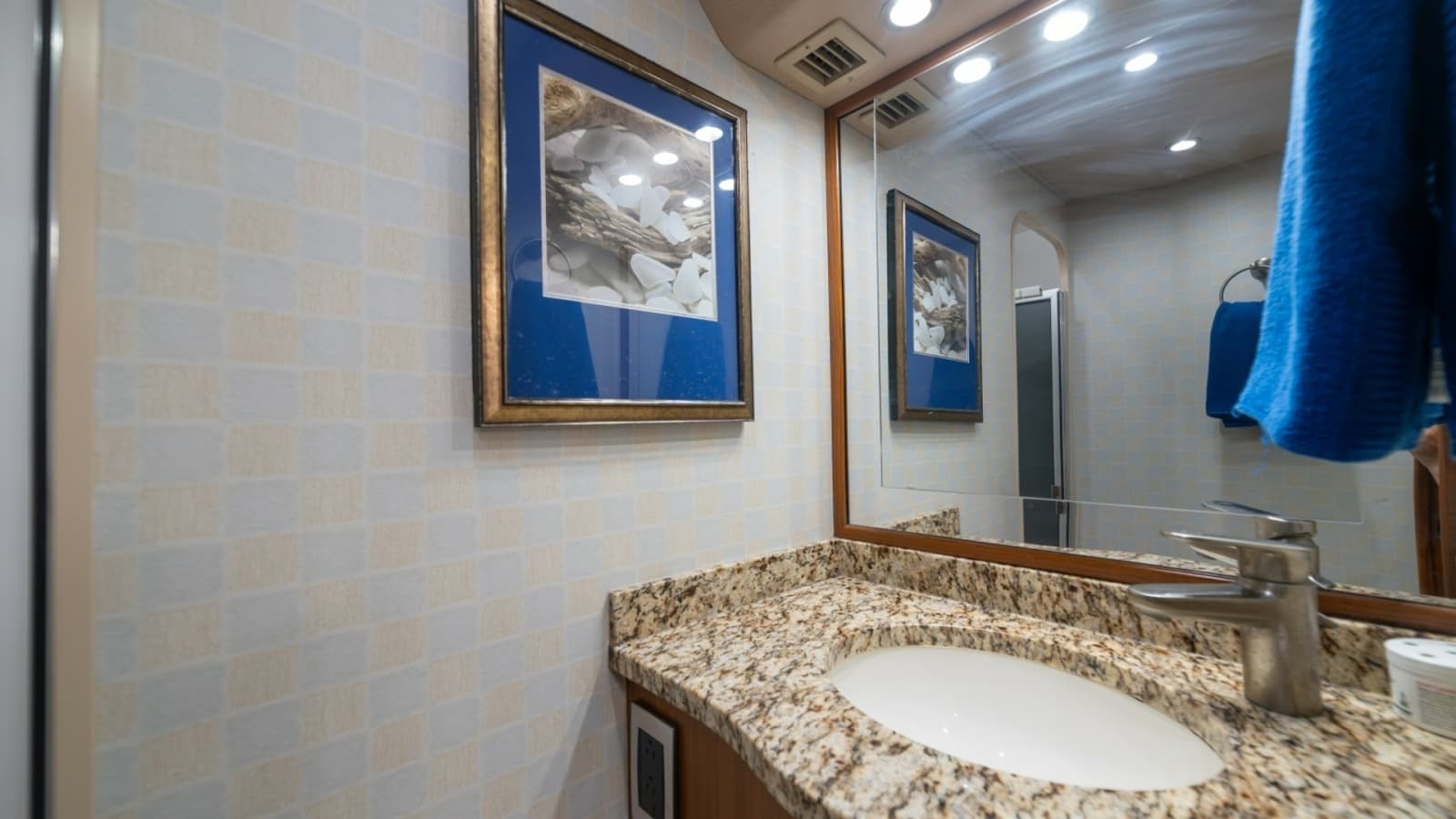 60 Viking Convertible 2012 "Contango"