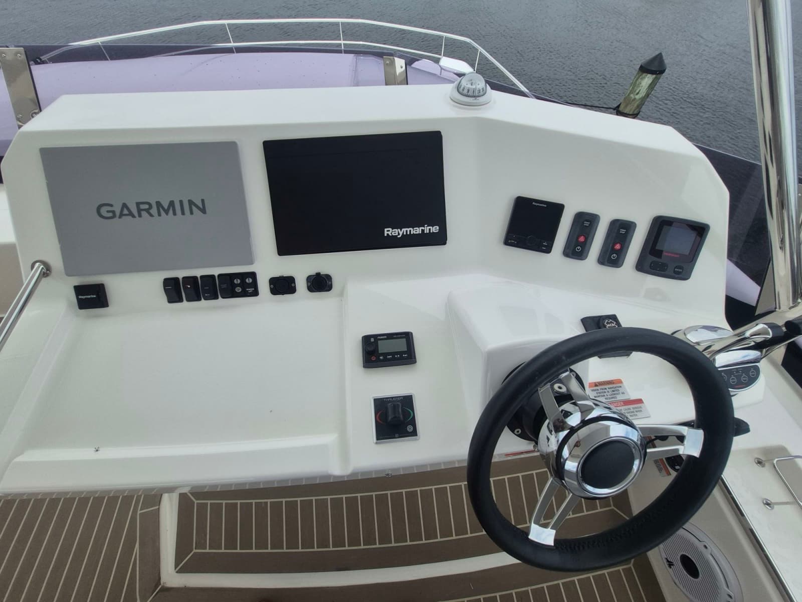2023 Leopard 53 Powercat