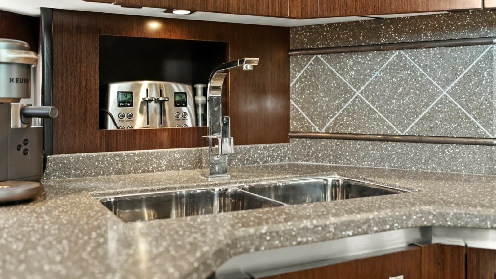 2012 Cruiser Yachts 54 Cantius