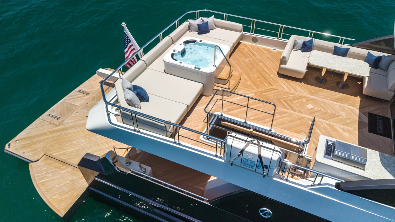 2024 Ocean Alexander 28E "LONE STAR"
