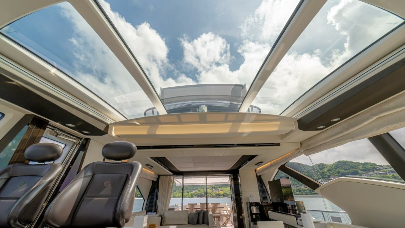 2017 Azimut 77 "Carpe Diem"