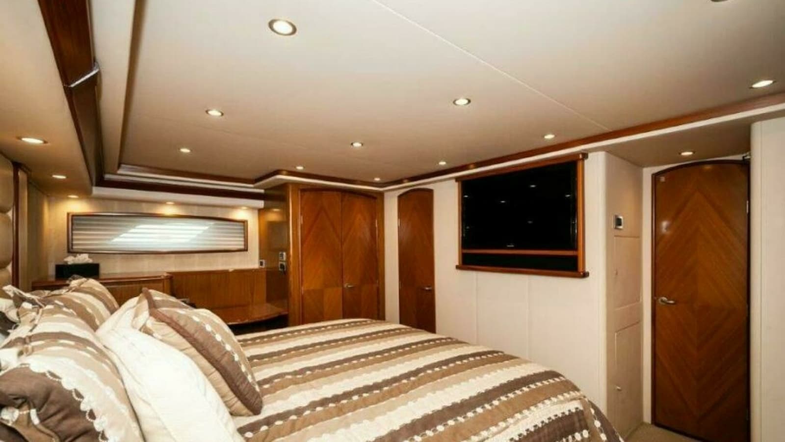 2012 76 Viking Sky Bridge Barefoot Drive Master Stateroom (6)