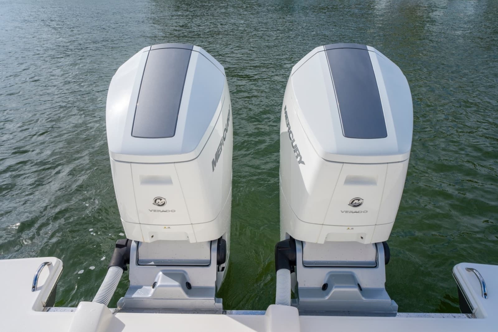 2024 Tiara Yachts 43 LS