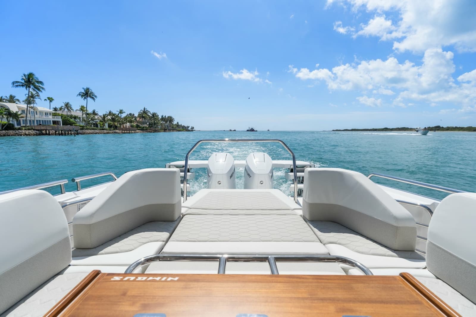 2027 Nimbus Sport Tender 42