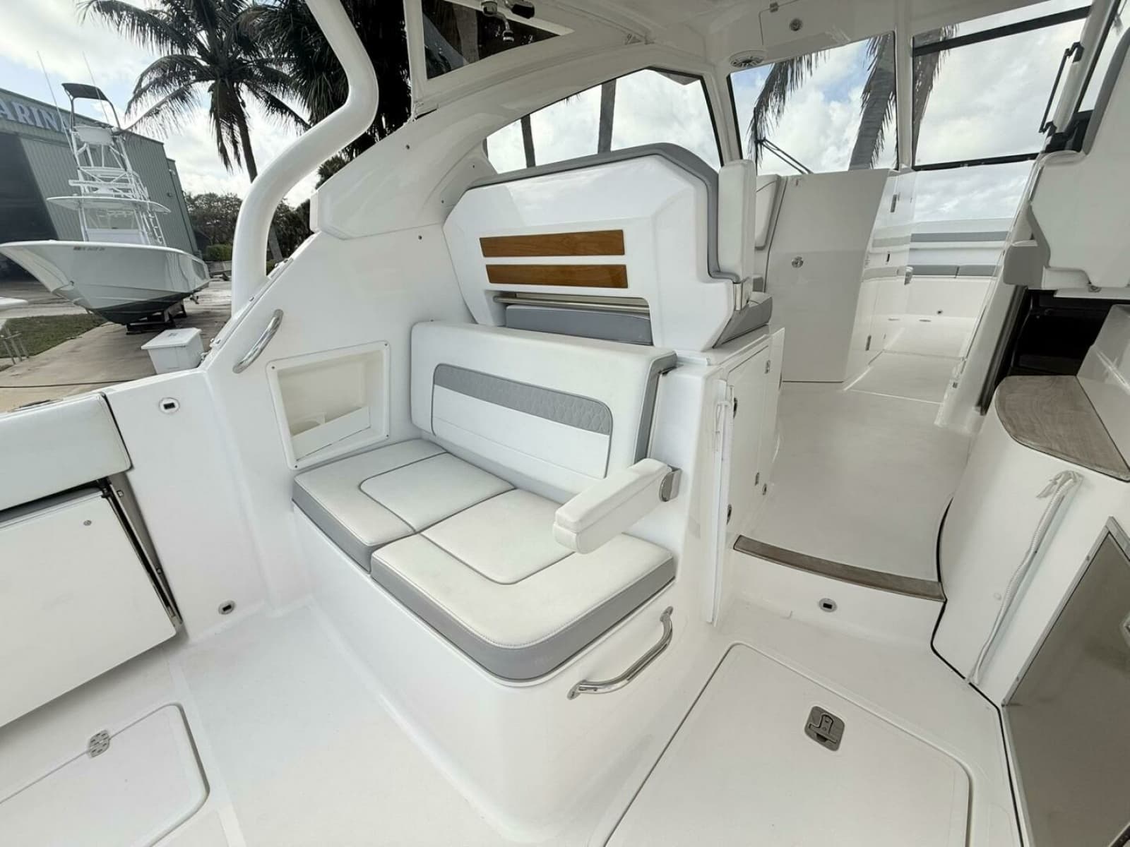 Pursuit 365 DC - SALTY GIRL - Aft Seat