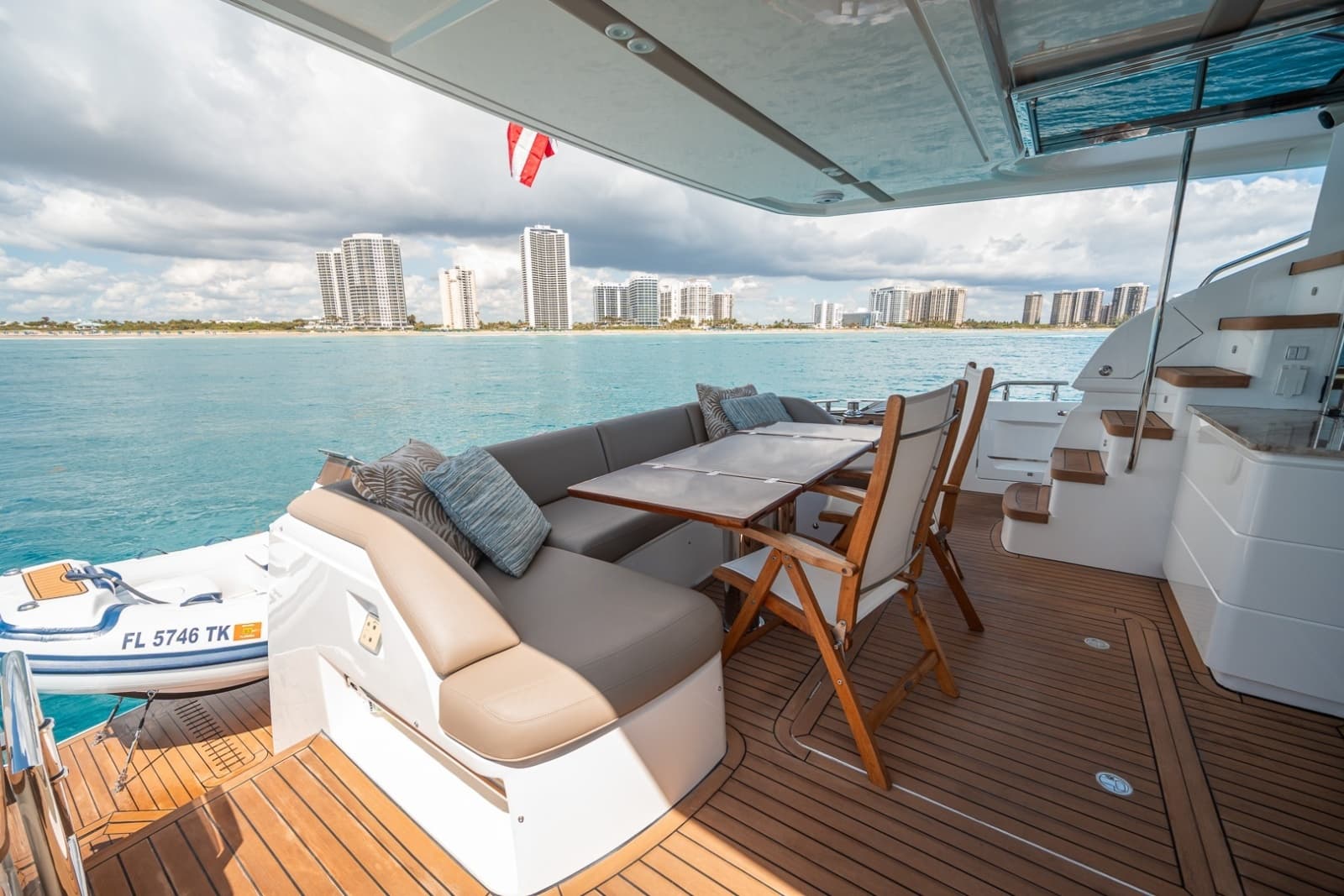 2017 Princess 68 Flybridge
