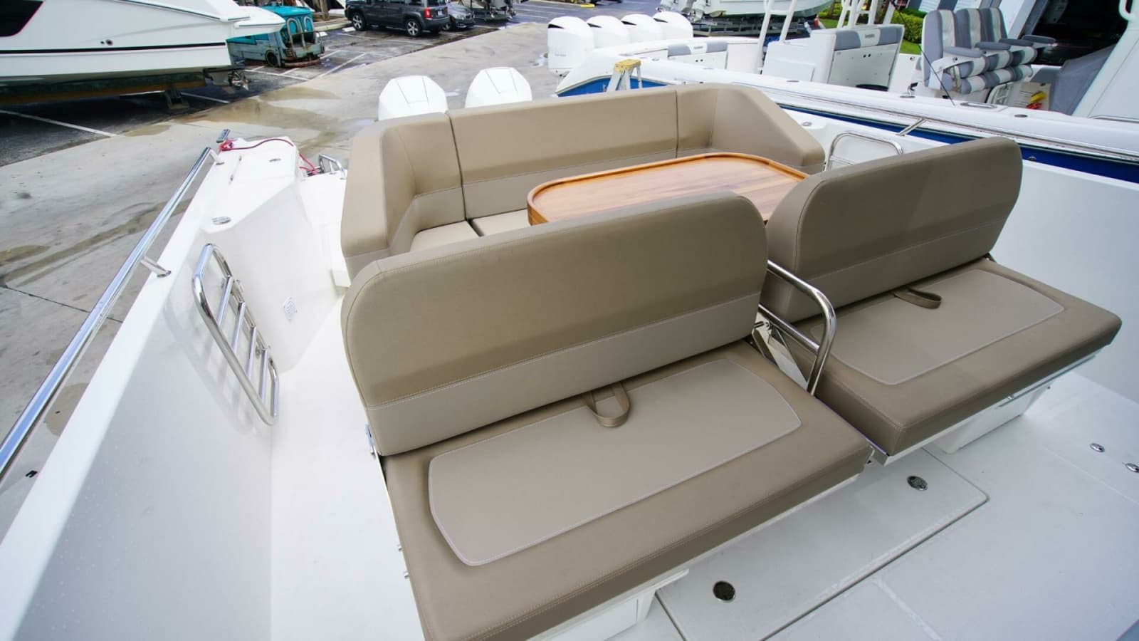Nimbus Tender 11 - Aft Deck