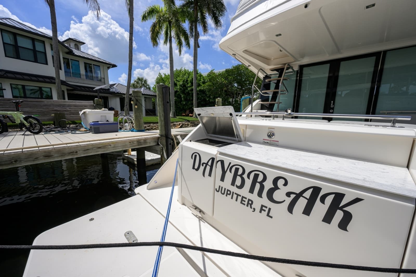 Tiara 44 Daybreak - Exterior Aft Transom